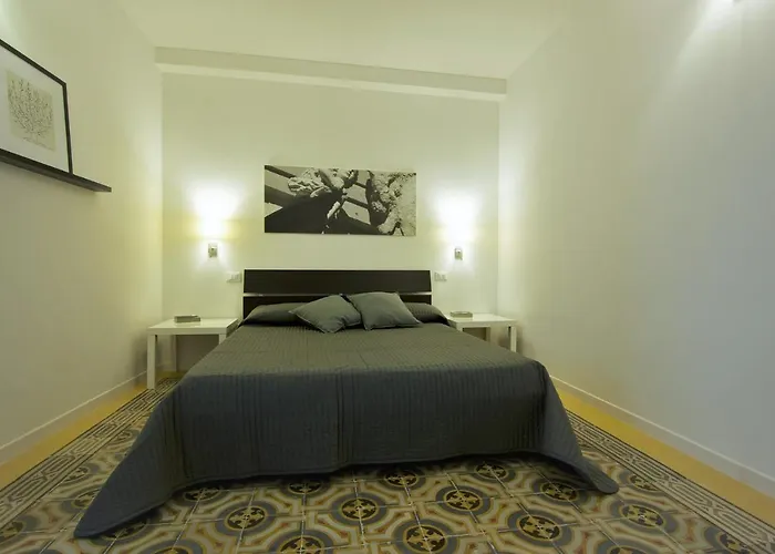 Via Roma 10 * Trapani